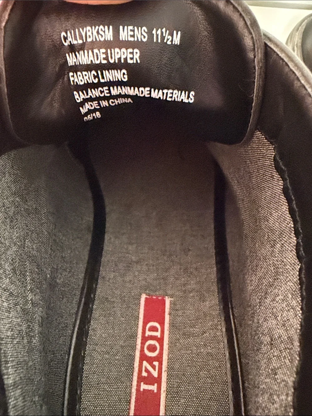 Izod leather chukka